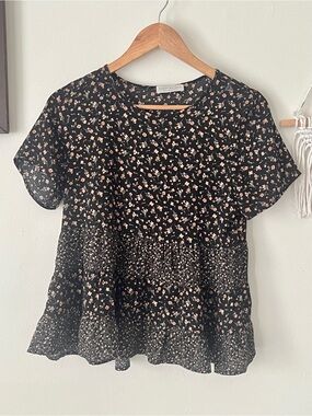 Pepper Crane Black Floral Short Sleeve Top- Size Small PTP 18 inch